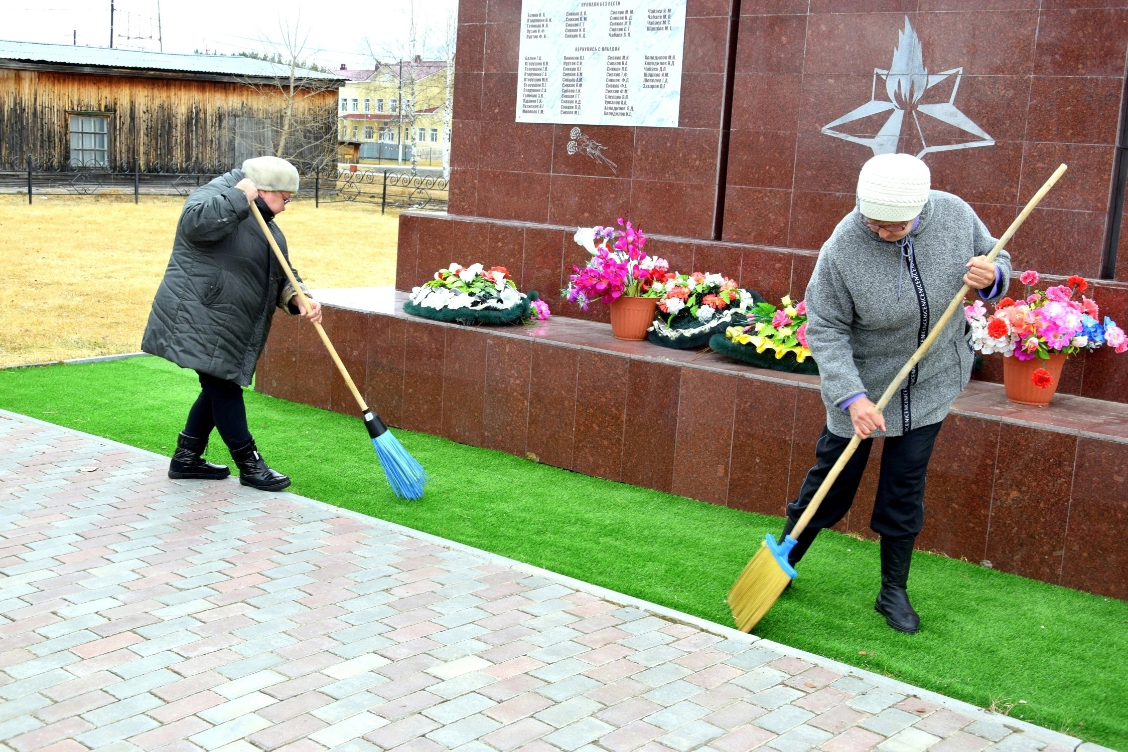 В Ханты-Мансийском районе большая уборка | 03.05.2023 | Ханты-Мансийск -  БезФормата