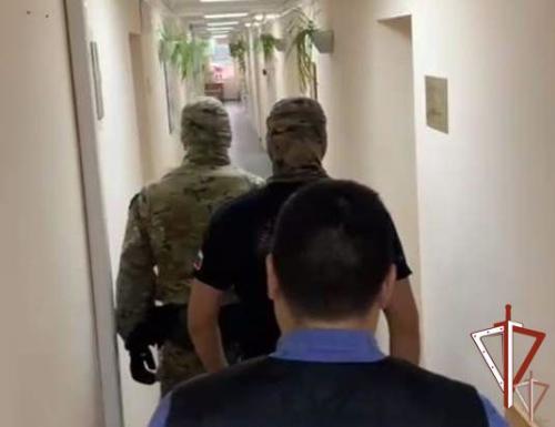 Бойцы СОБР Управления Росгвардии по ХМАО – Югре оказали содействие в задержании подозреваемых в вымогательстве