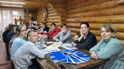 24 мая в Эколого-просветительском центре «Шапшинское урочище» прошел круглый стол для выпускников школ Ханты-Мансийского района