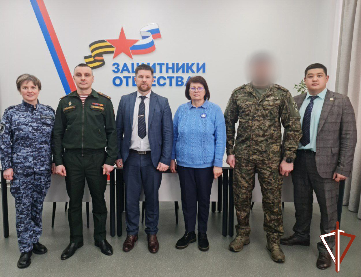 Офицеры Росгвардии встретились с руководством фонда «Защитники Отечества» в Ханты-Мансийске