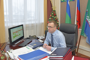 Глава Ханты-Мансийского района Кирилл Минулин провел очередное заседание оперативного штаба по предупреждению завоза и распространения коронавирусной инфекции