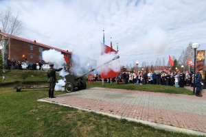 В День Победы в Горноправдинске раздались праздничные залпы!
