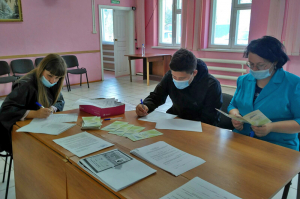 В конце августа Ханты-Мансийский центр занятости населения провел ярмарки вакансий в Горноправдинске и Шапше