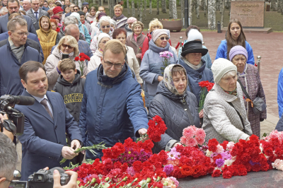 Жители Ханты-Мансийского района почтили память погибших в Великой Отечественной войне