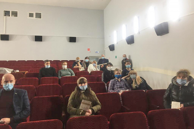 В Селиярово прошел круглый стол для жителей по вопросам трудоустройства, создания собственного дела, получения мер поддержки