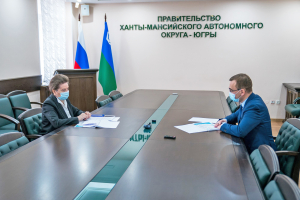 Губернатор Югры Наталья Комарова провела рабочую встречу с главой Ханты-Мансийского района Кириллом Минулиным
