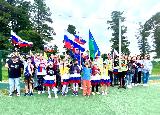 Заместитель председателя Думы района Павел Астраханцев принял участие в акции "Флаги России"