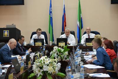 Вчера состоялось пятое заседание Думы Ханты-Мансийского района шестого созыва