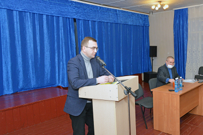 27 января глава Ханты-Мансийского района Кирилл Минулин принял участие в собрании жителей деревни Согом