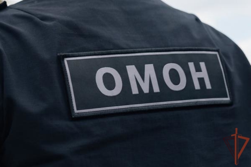 ОМОН Росгвардии оказал содействие в проведении мероприятий по пресечению незаконной торговли алкоголем в Нефтеюганске