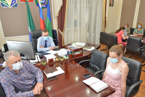 Глава района Кирилл Минулин провел очередное заседание оперативного штаба по предупреждению завоза и распространения коронавирусной инфекции