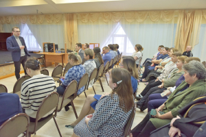 Диалог с жителями: 11 января глава Ханты-Мансийского района Кирилл Минулин работал в селе Батово