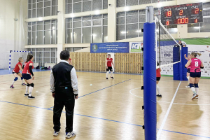 Ветераны спорта Ханты-Мансийского района приняли участие в двух Чемпионатах Югры по волейболу