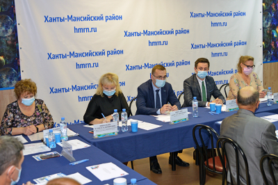 16 октября в Ярках состоялось расширенное заседание совета по развитию малого и среднего предпринимательства в Ханты-Мансийском районе