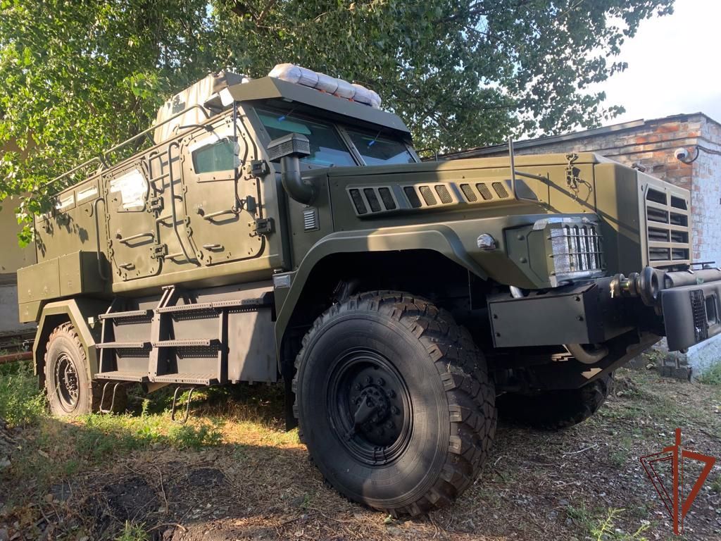 На вооружение спецподразделений Управления Росгвардии по ХМАО – Югре поступил новый бронеавтомобиль «Патруль»