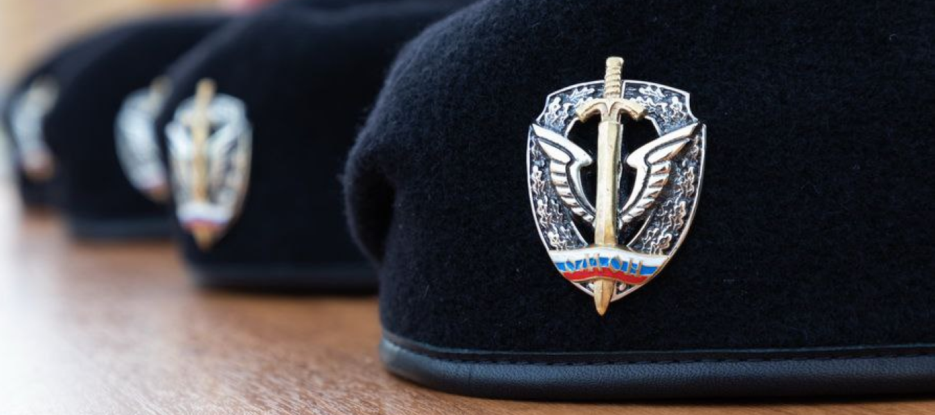 В Росгвардии впервые состоялись испытания на право ношения знака отличия полицейского спецназа
