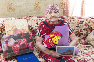 10 июня жительнице поселка Пырьях Надежде Федотовне Стрельбицкой исполнилось 95 лет