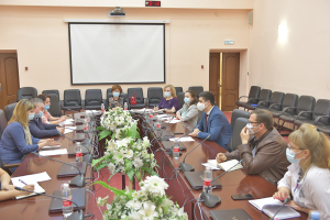 Представители некоммерческих организаций и общественности Ханты-Мансийского района приняли участие в работе круглого стола, ключевая тема – поддержка гражданских инициатив