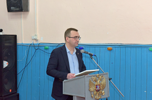 Глава Ханты-Мансийского района Кирилл Минулин принял участие в собраниях граждан в Цингалах и Батово