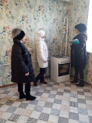Депутаты Думы Ханты-Мансийского района приняли участие в общественной приёмке многоквартирных жилых домов 