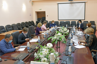 22 сентября в администрации Ханты-Мансийского района состоялось заседание межведомственной санитарно-противоэпидемической комиссии