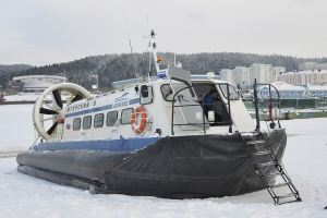 В связи с приближающейся распутицей в Ханты-Мансийском районе начинаются пассажирские перевозки воздушным транспортом и судами на воздушной подушке