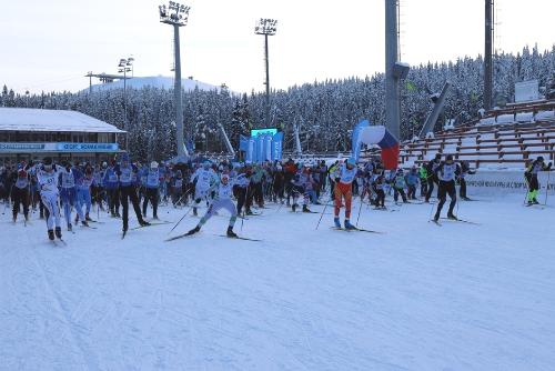 Спортсмены югорской Росгвардии приняли участие в самом массовом лыжном забеге страны