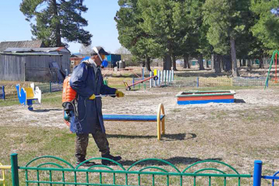 В Ханты-Мансийском районе проходят мероприятия по дезинфекции территорий населенных пунктов