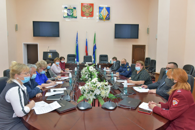 10 июня состоялось заседание комиссии по противодействию незаконному обороту промышленной продукции Ханты-Мансийского района