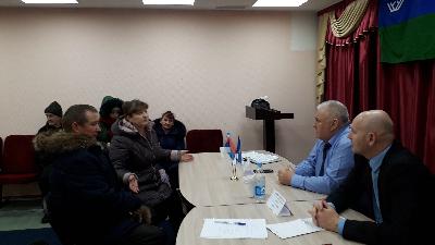 В сельском поселении Селиярово депутаты провели совместный прием граждан
