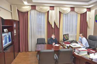 10 ноября глава района Кирилл Минулин провел очередное заседание муниципального оперативного штаба по предупреждению завоза и распространения коронавирусной инфекции на территории Ханты-Мансийского района