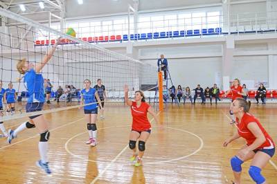 Первенство по волейболу среди женских команд Ханты-Мансийского района в п.Горноправдинске