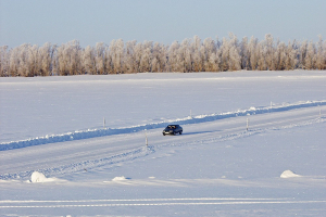 В Ханты-Мансийском районе завершается обустройство зимних автомобильных дорог и ледовых переправ