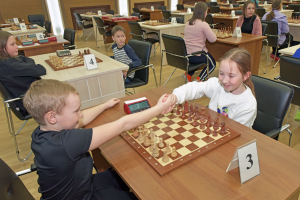 20 марта прошел турнир по шахматам среди школьников Ханты-Мансийского района