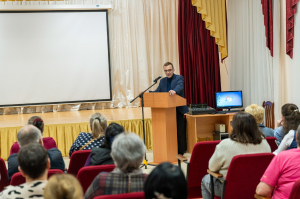 В сельских поселениях Ханты-Мансийского района продолжается отчетная кампания, сходы граждан прошли 5 февраля в поселках Бобровский и Горноправдинск