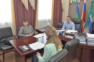 Глава Ханты-Мансийского района Кирилл Минулин провел с главами сельских поселений совещание по ситуации в экономике района в условиях внешнего санкционного давления