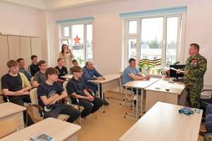 Жители Ярков встретились с участниками Специальной военной операции и представителями военного комиссариата