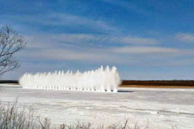 25 апреля с 13:00 на реке Обь в районах населенных пунктов Кирпичный и Нялинское пройдут взрывные работы по ослаблению льда на ледовых переправах