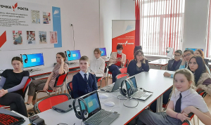 30 марта в образовательных организациях Ханты-Мансийского района прошла в тематическая онлайн-беседа с сотрудником полиции