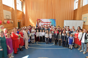 Последний звонок прозвенел 24 мая в школах Ханты-Мансийского района