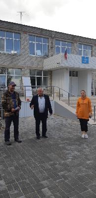 Депутатский контроль за капитальным ремонтом социально значимых объектов в Ханты-Мансийском районе.