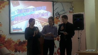 В средней школе поселка Бобровский 25 февраля состоялось мероприятие, посвященное Дню молодого избирателя «Избиратель! Читай! Думай! Выбирай!»
