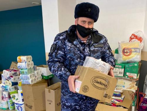 Росгвардия в Югре поддержала сбор гуманитарной помощи для жителей Донбасса