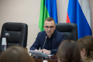 Глава Ханты-Мансийского района Кирилл Минулин провел заседание координационного совета по оказанию содействия избирательным комиссиям при подготовке и проведении выборов