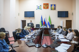 Подведены итоги работы муниципальной комиссии по делам несовершеннолетних и защите их прав в Ханты-Мансийском районе за 2025 год