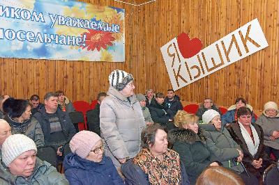 Председатель Думы района Елена Данилова отчиталась перед избирателями в селе Кышик