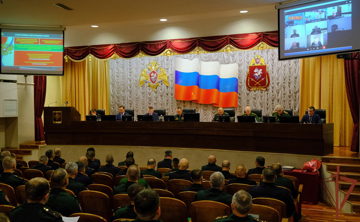 Военный совет прошел в Уральском округе Росгвардии