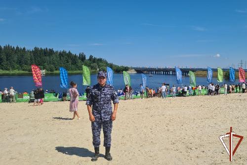 Росгвардия обеспечила безопасность проведения международного этнофестиваля «Югорские обласы 2025»
