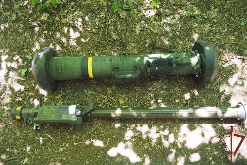 Росгвардейцы обнаружили в ЛНР схрон с «Джавелином» и «Стингером»