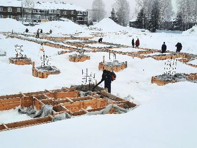 Депутатская проверка хода строительства объекта, входящего в "Карту развития Югры"